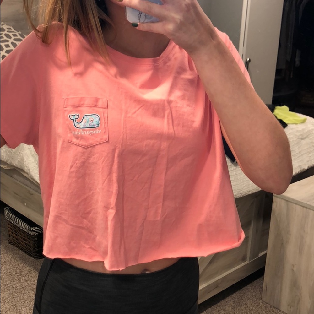 Cropped vineyard vine Tee